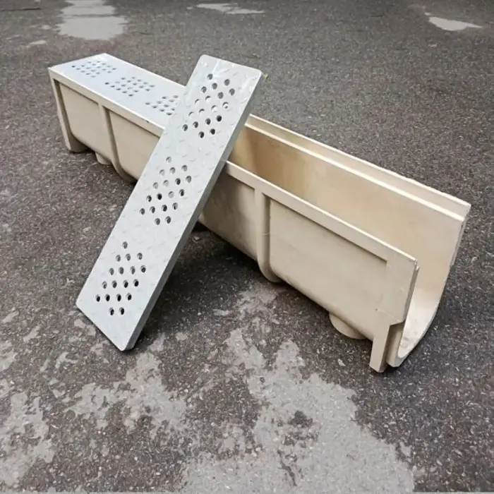 Máng thoát nước composite vs máng gang/thép - so sánh bền rẻ