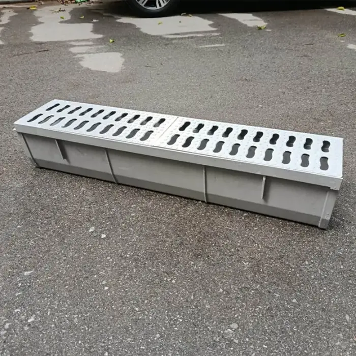 Máng thoát nước composite vs máng gang/thép - so sánh bền rẻ