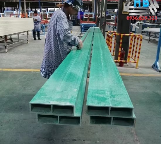 Phụ kiện máng cáp composite –20 Giải pháp tối ưu cho hệ thống điện bền vững