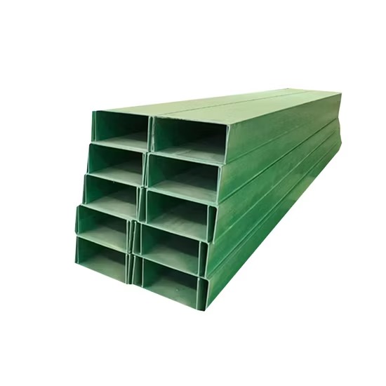 Xà gồ composite Giá Rẻ 100 sản phẩm do Công Ty Xây Dựng Hòa Bình Sản Xuất